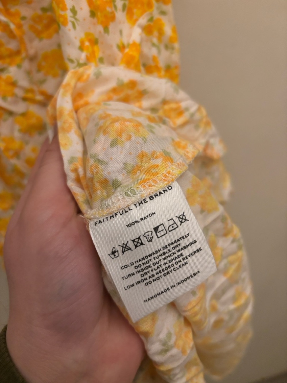 🌼 {RARE} Faithfull the Brand Ditsy Floral Mini Dress - Picture 7 of 9